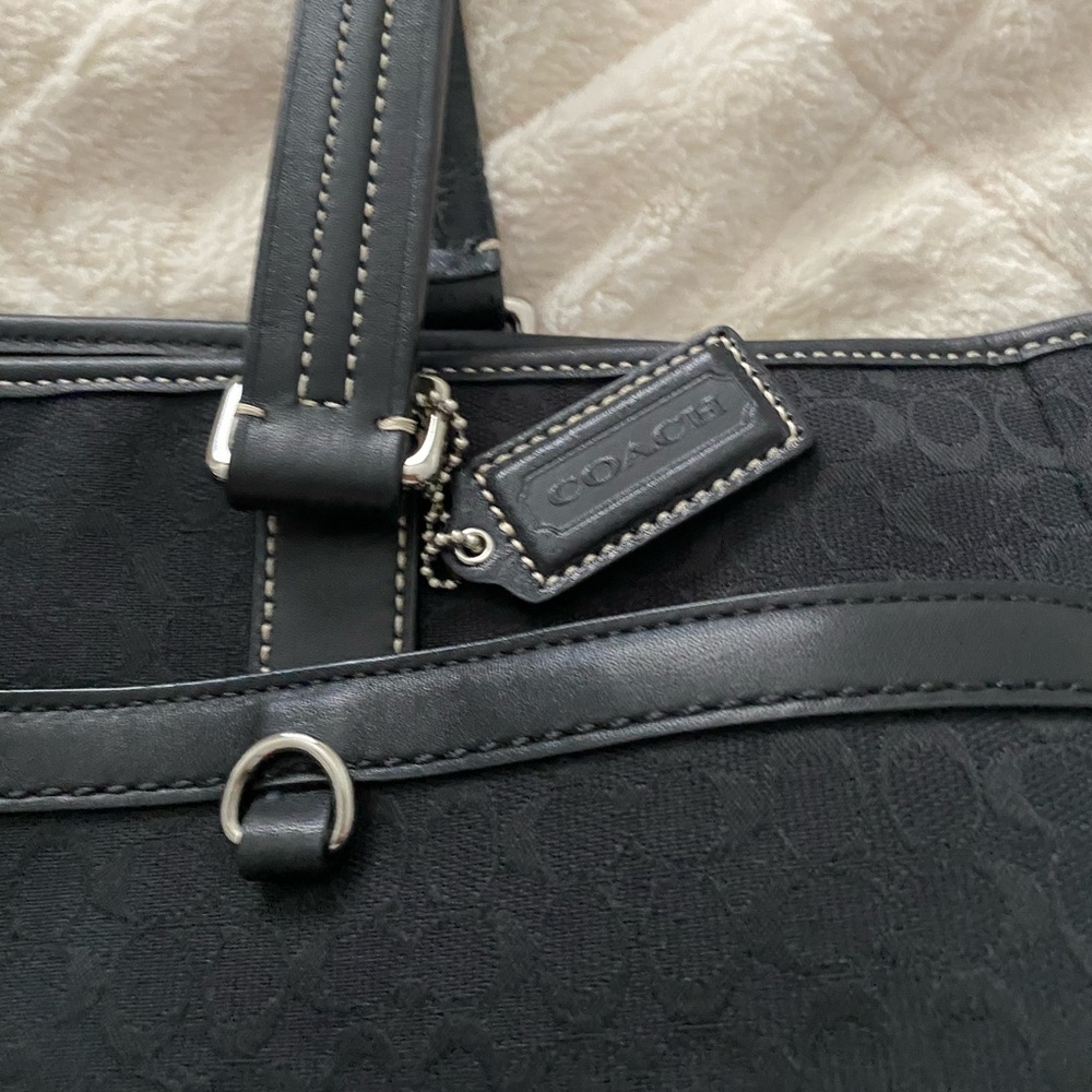 Coach Handbag - Picture 2 of 8